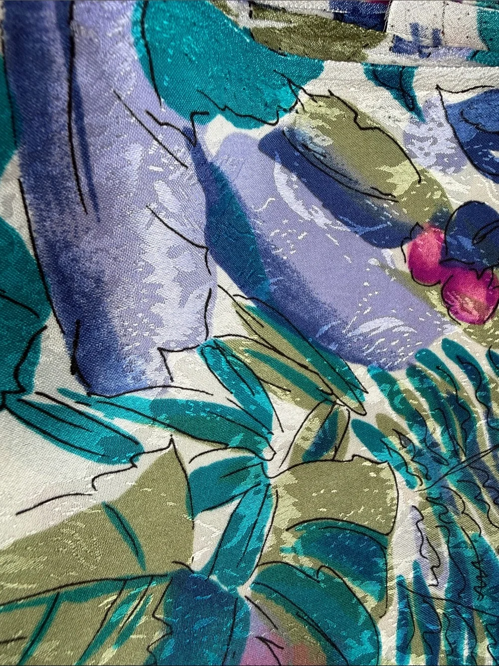 Vintage 1990 Hi-Fashion Fabrics Tropical Floral Slinky Jacquard 2 1/4 Yds